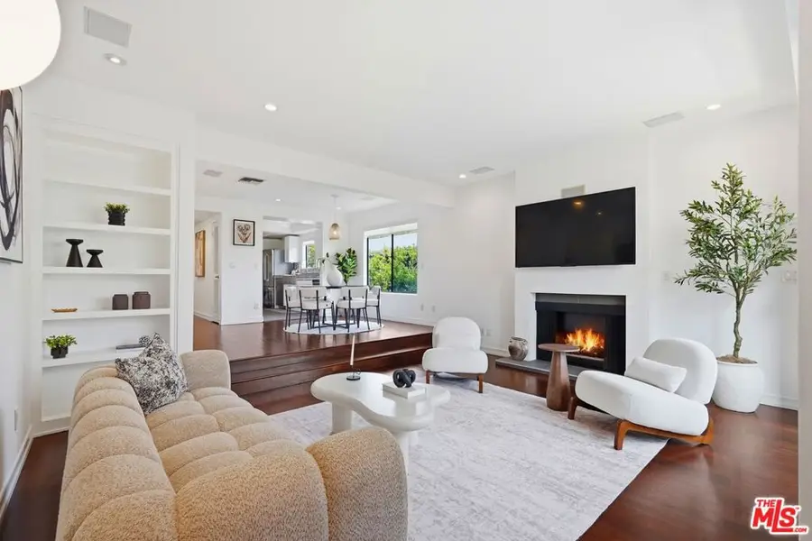 1613 Manning Avenue #1, Los Angeles, CA 90024 - #2
