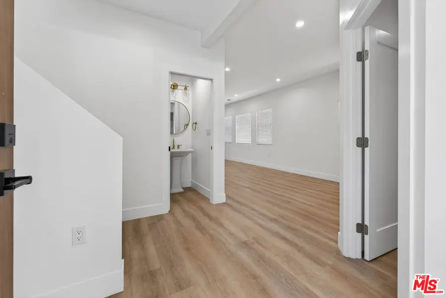 678 E 45th Street, Los Angeles, CA 90011 - #2