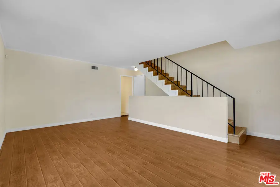 8824 Wonderland Avenue, Los Angeles, CA 90046 - #3