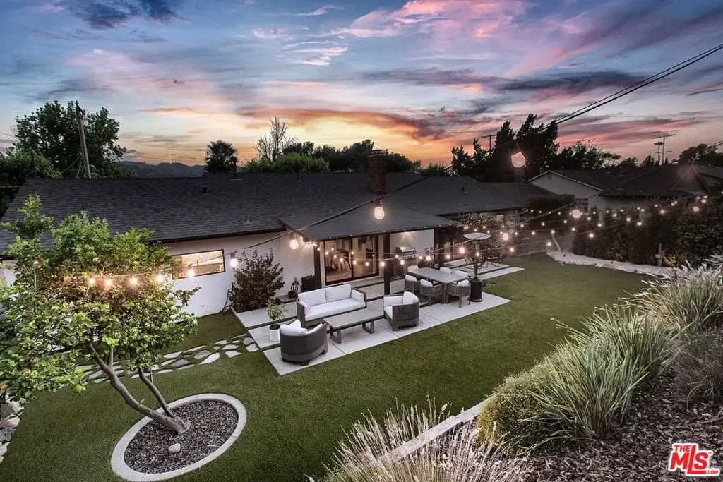 3547 Burritt Way, Glendale, CA 91214 - #1