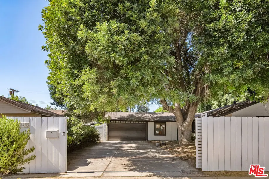 22245 Leadwell Street, Canoga Park, CA 91303 - #2