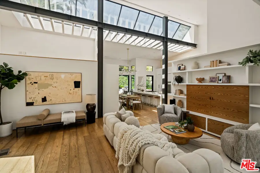 3526 Stoner Avenue, Los Angeles, CA 90066 - #3