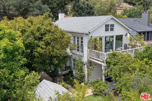 12052 Laurel Terrace Drive, Studio City, CA 91604