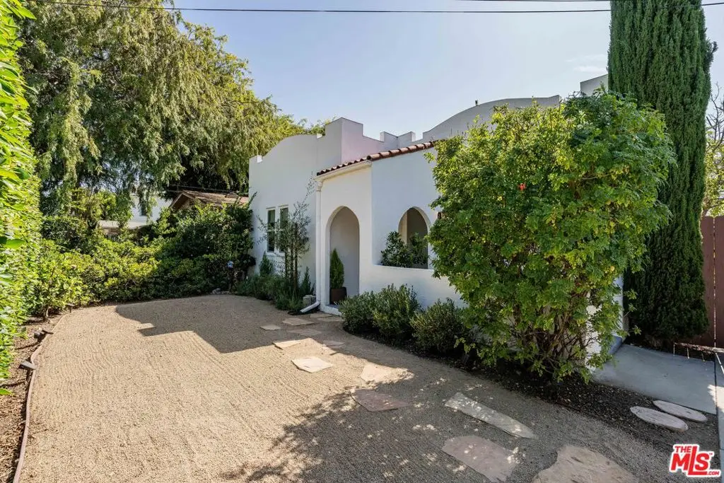 239 N Everett Street, Glendale, CA 91206 - #1