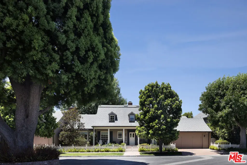 10030 Toluca Lake Avenue, Toluca Lake, CA 91602 - #1