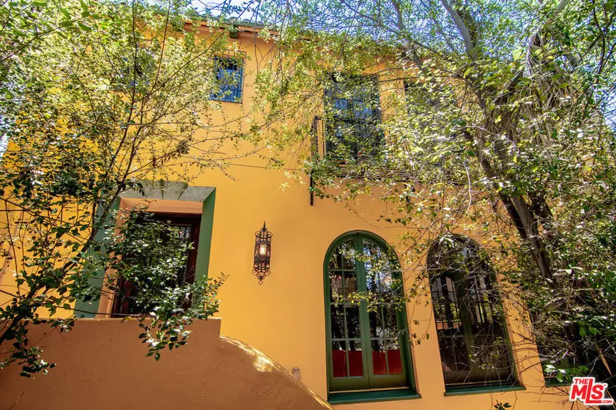 130 N Catalina Street, Los Angeles, CA 90004 - #3