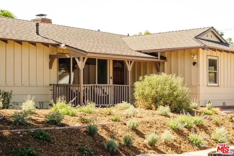 22103 Del Valle Street, Woodland Hills, CA 91364 - #3