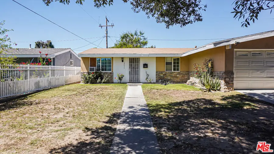 19037 Wellhaven Street, Santa Clarita, CA 91351 - #3