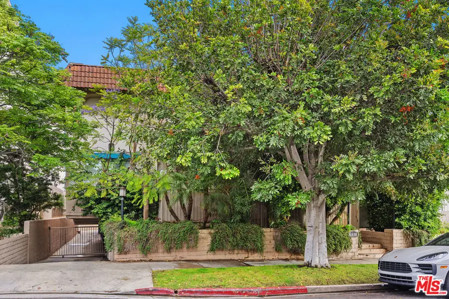 11836 Mayfield Avenue #9, Los Angeles, CA 90049 - #2