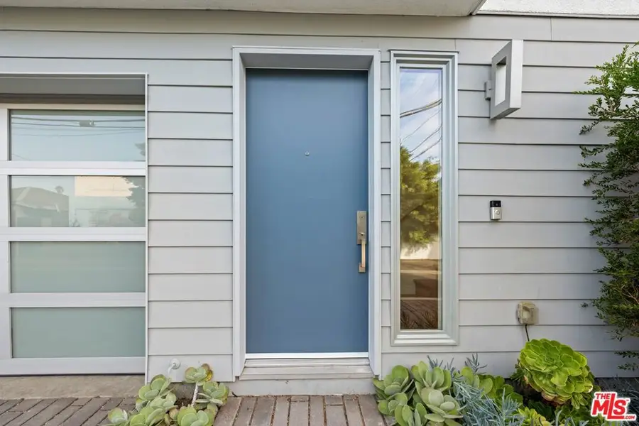 11724 Culver Boulevard #10, Los Angeles, CA 90066 - #3