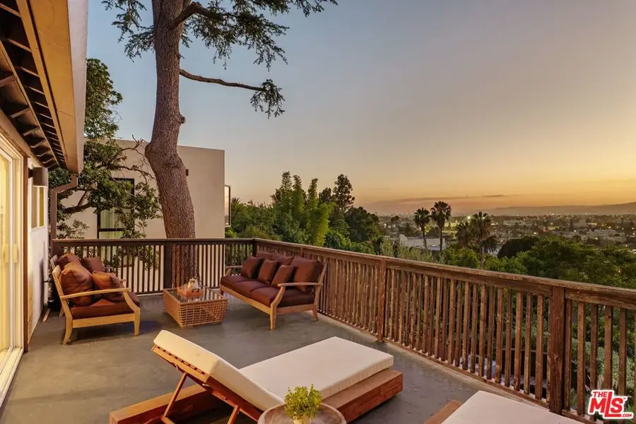 937 Lucile Avenue, Los Angeles, CA 90026 - #3