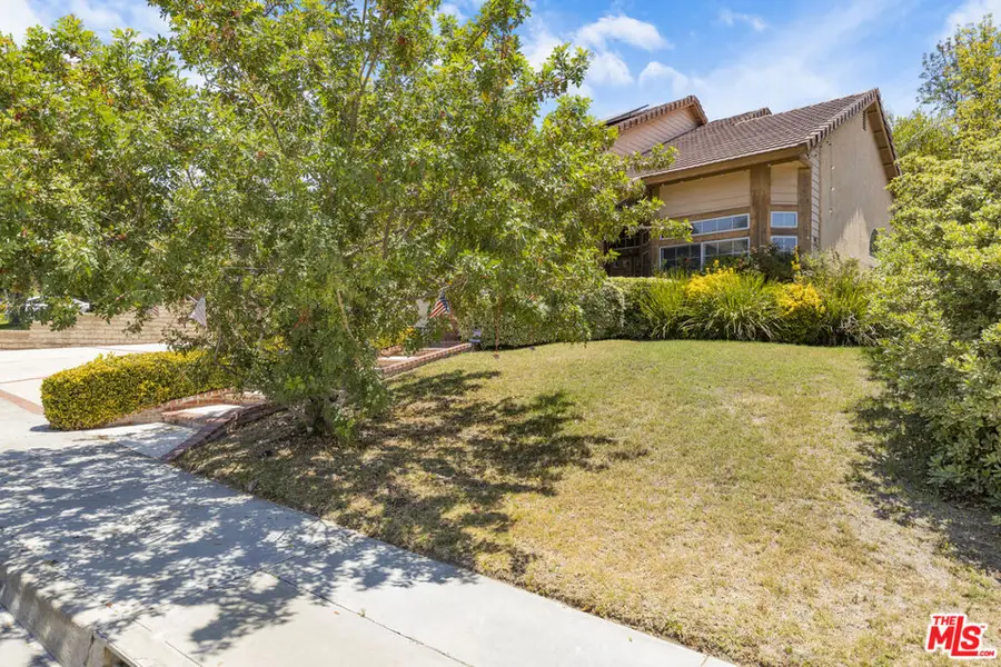 28674 Kathleen Avenue, Santa Clarita, CA 91390 - #3