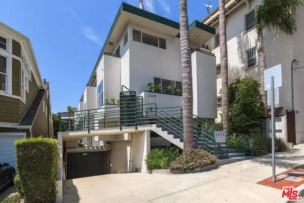 245 Hollister Avenue #1, Santa Monica, CA 90405
