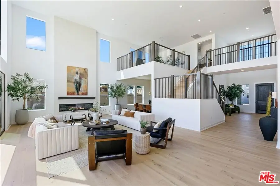 22810 Seaqua Circle, Chatsworth, CA 91311 - #3