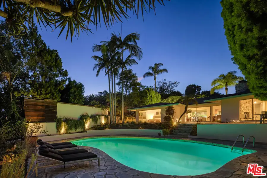 2817 Nichols Canyon Place, Los Angeles, CA 90046 - #2