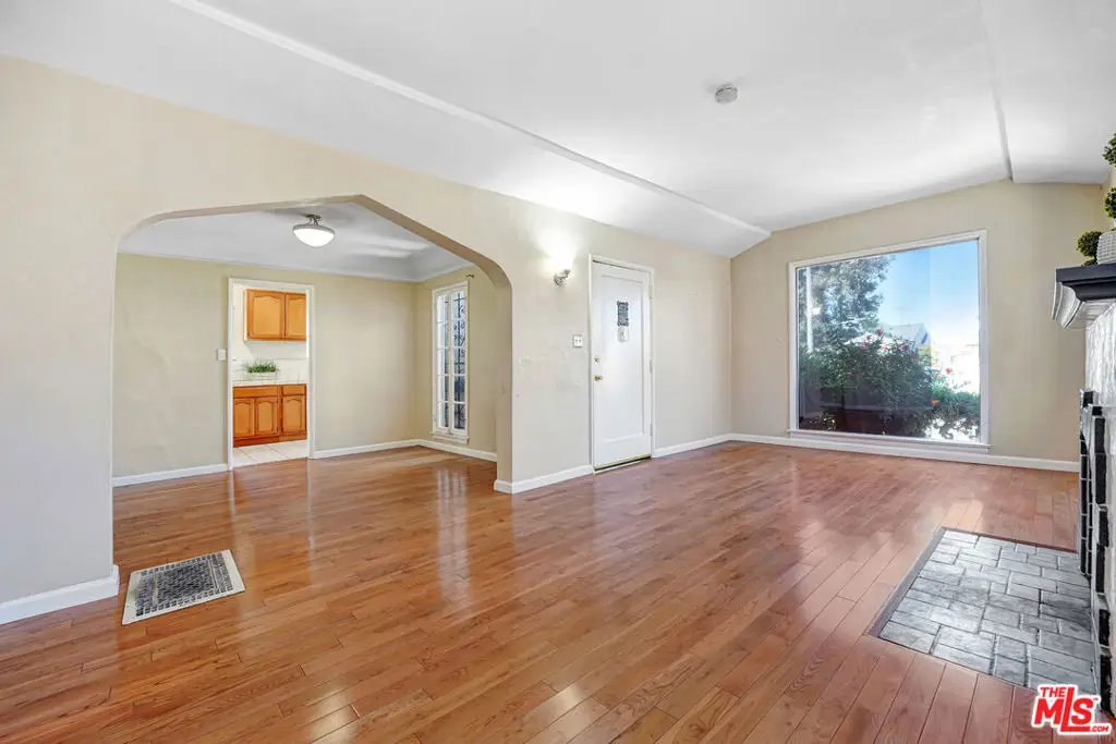 9136 S Harvard Boulevard, Los Angeles, CA 90047 - #1