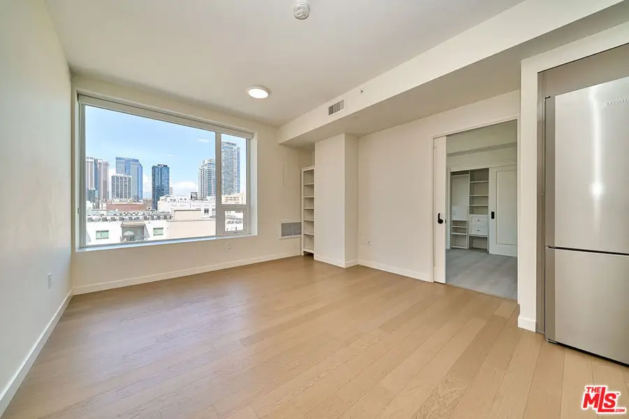 1050 S Grand Avenue #1008, Los Angeles, CA 90015 - #2