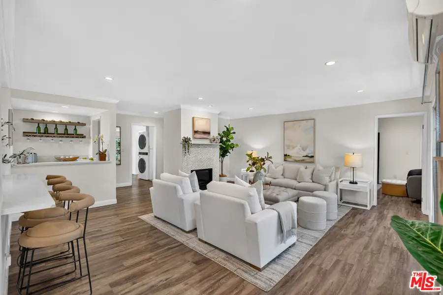 1228 14th Street #301, Santa Monica, CA 90404 - #2