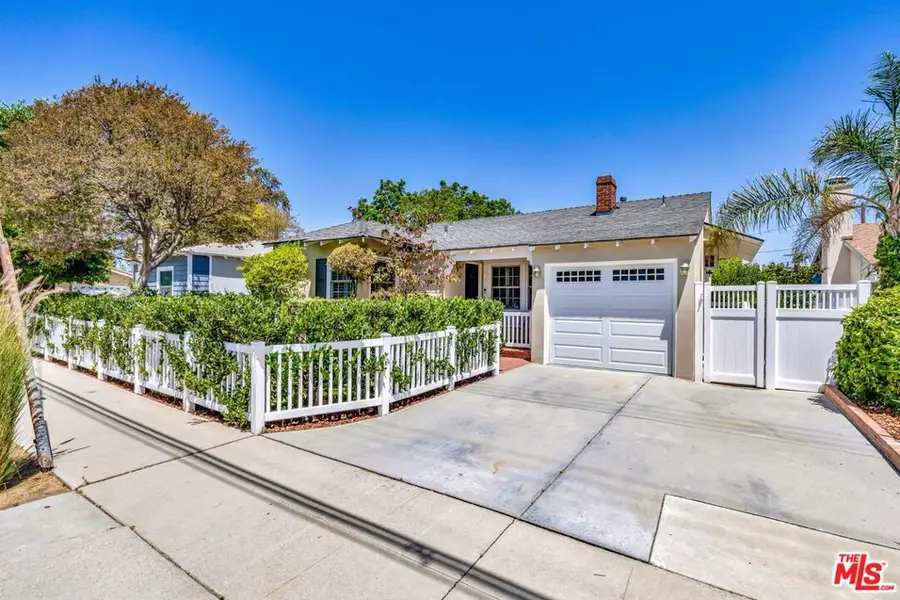 10257 Camarillo Street, Toluca Lake, CA 91602 - #2