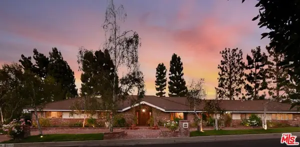 16172 Royal Oak Road, Encino, CA 91436