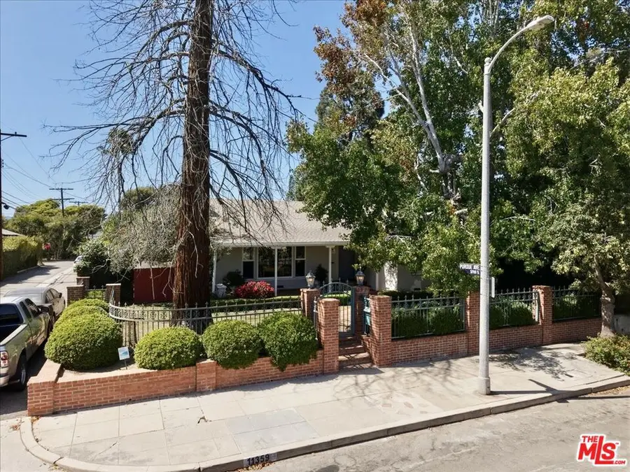 11359 Biona Drive, Los Angeles, CA 90066 - #3
