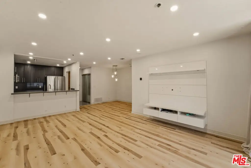 121 S Hope Street #313, Los Angeles, CA 90012 - #1
