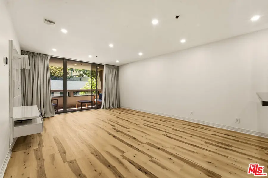 121 S Hope Street #313, Los Angeles, CA 90012 - #2