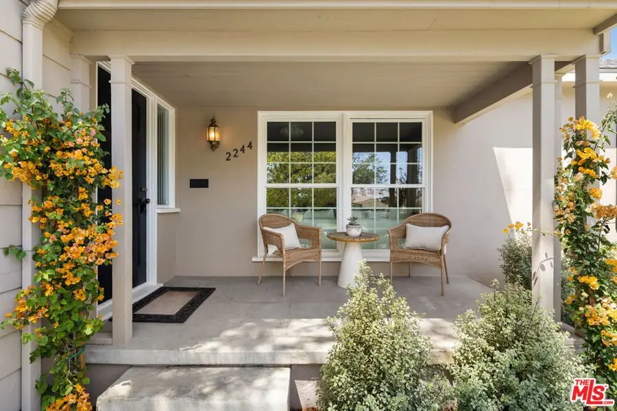 2244 Hillsboro Avenue, Los Angeles, CA 90034 - #2