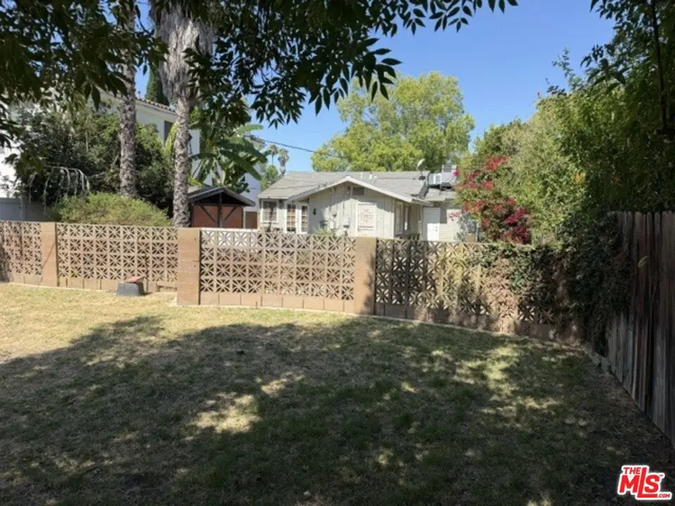 5136 Noble Avenue, Sherman Oaks, CA 91403 - #1