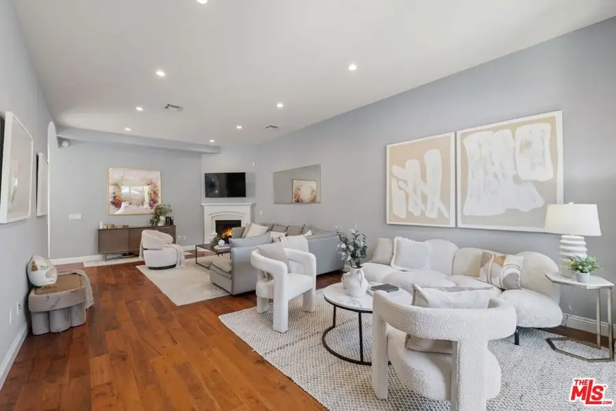 11763 Iowa Avenue #1, Los Angeles, CA 90025 - #3