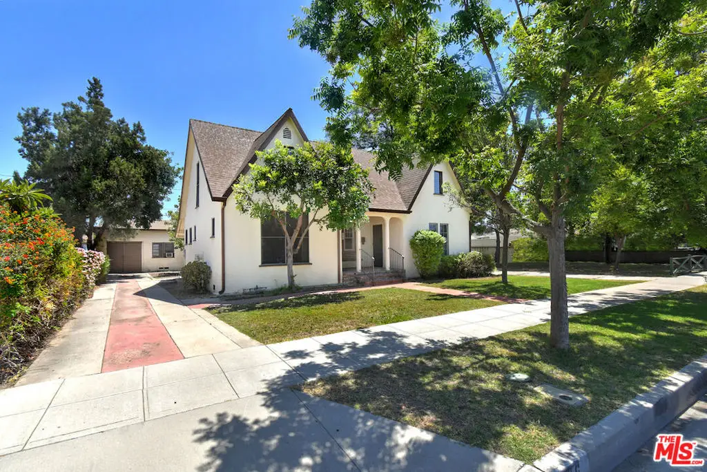 916 N Clybourn Avenue, Burbank, CA 91505 - #1