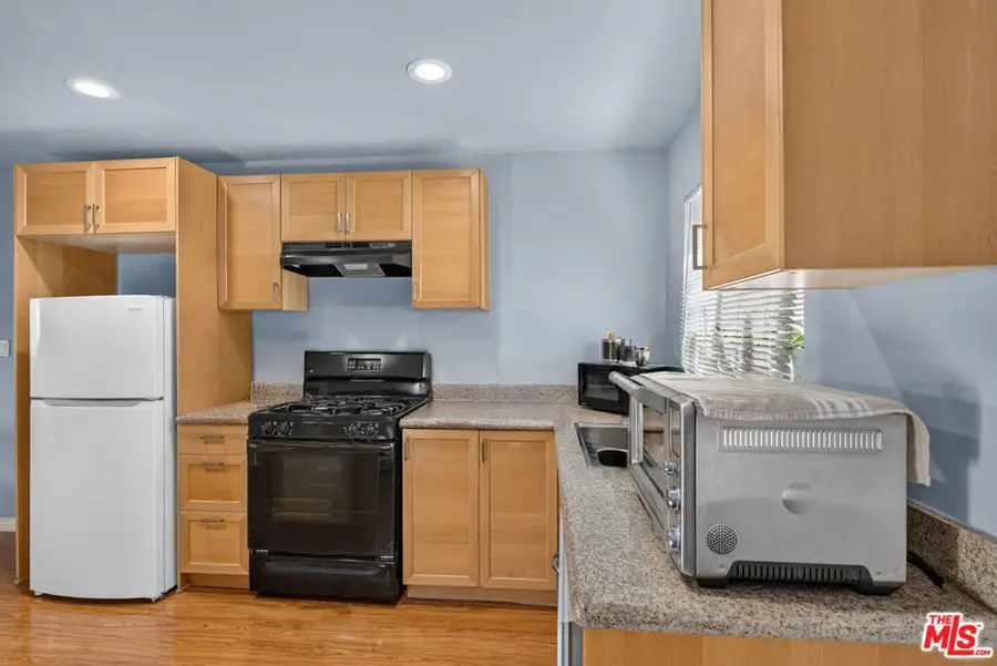 14618 Gilmore Street #4, Van Nuys, CA 91411 - #3