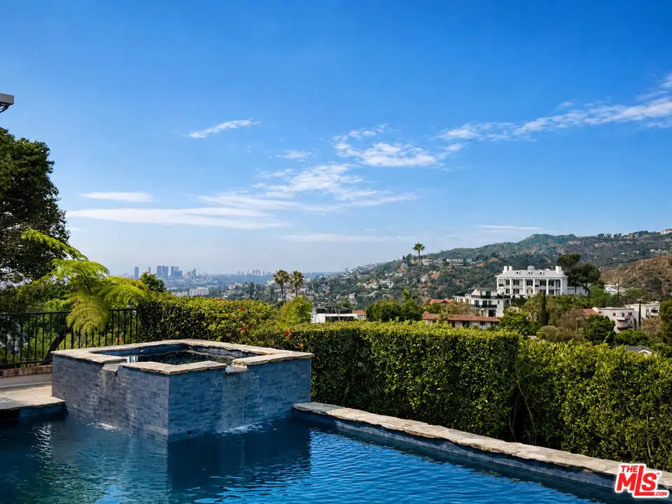 2439 Creston Way, Los Angeles, CA 90068 - #1
