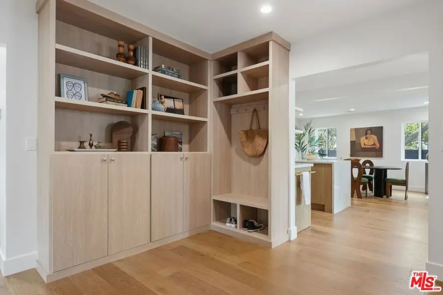 10811 Farragut Drive, Culver City, CA 90230 - #2