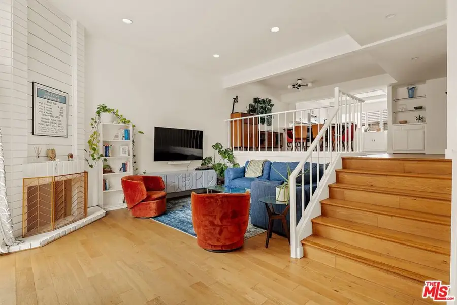 4600 Glencoe Avenue #2, Los Angeles, CA 90292 - #3