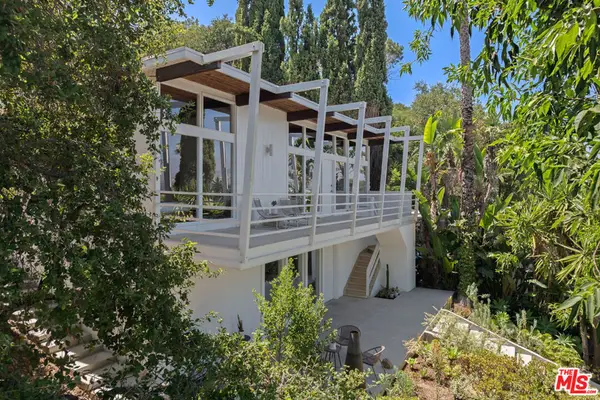 1335 Columbia Drive, Glendale, CA 91205