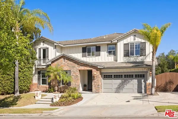 886 Hemlock Ridge Court, Simi Valley, CA 93065