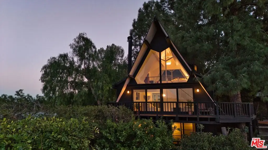 19995 Sischo Drive, Topanga, CA 90290 - #1