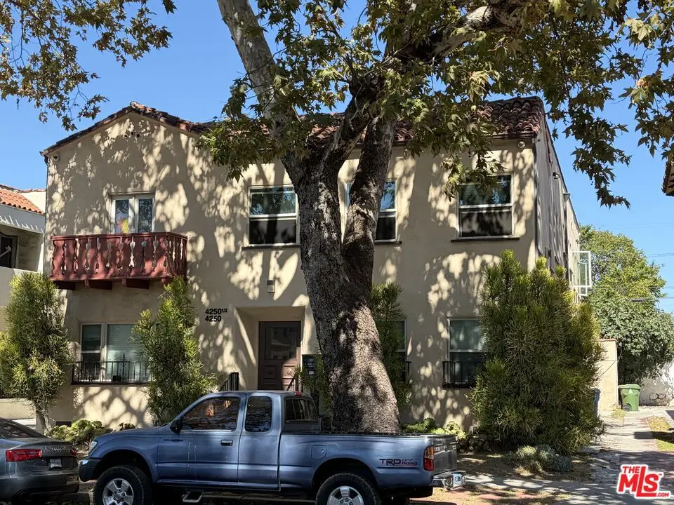4250 8th Avenue, Los Angeles, CA 90008 - #1