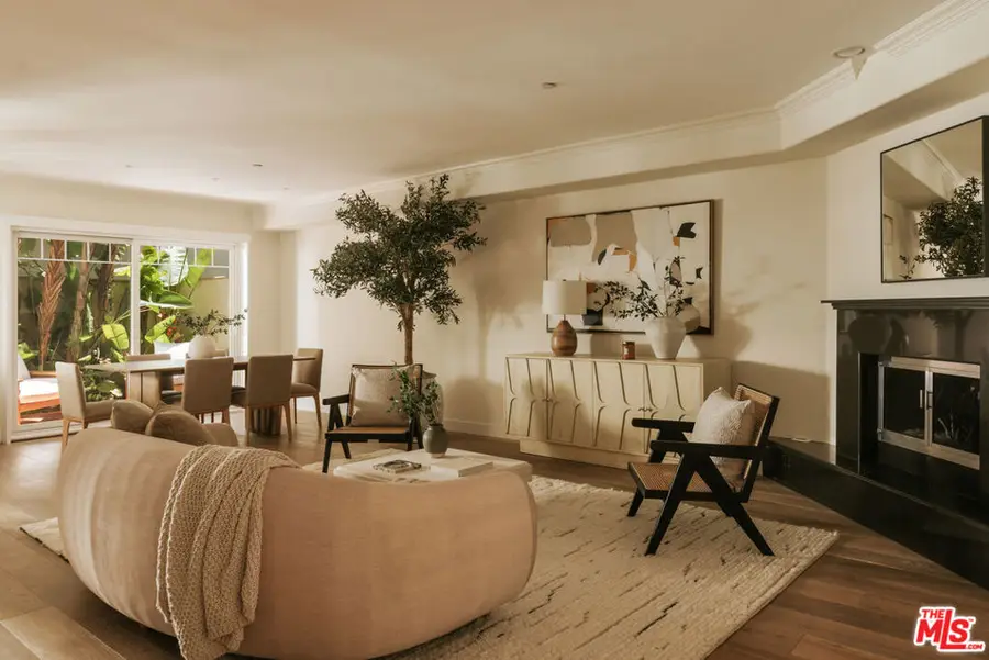 915 12th Street #2, Santa Monica, CA 90403 - #2