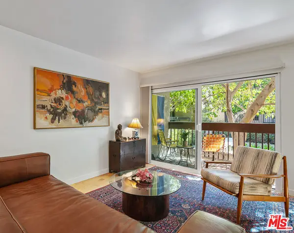 950 N Kings Road #106, West Hollywood, CA 90069