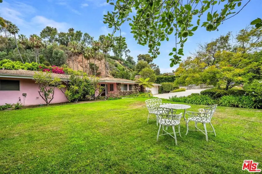 575 E Channel Road, Los Angeles, CA 90402 - #3