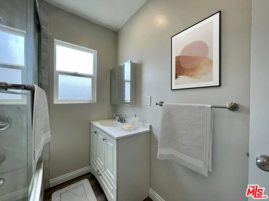 2012 S Holt Avenue, Los Angeles, CA 90034 - #2
