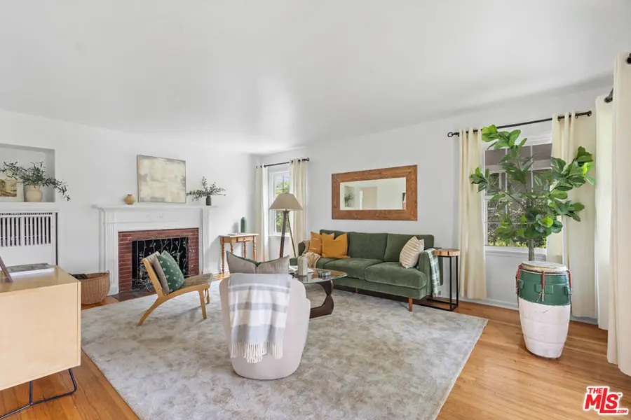 2468 Glencoe Avenue, Venice, CA 90291 - #2