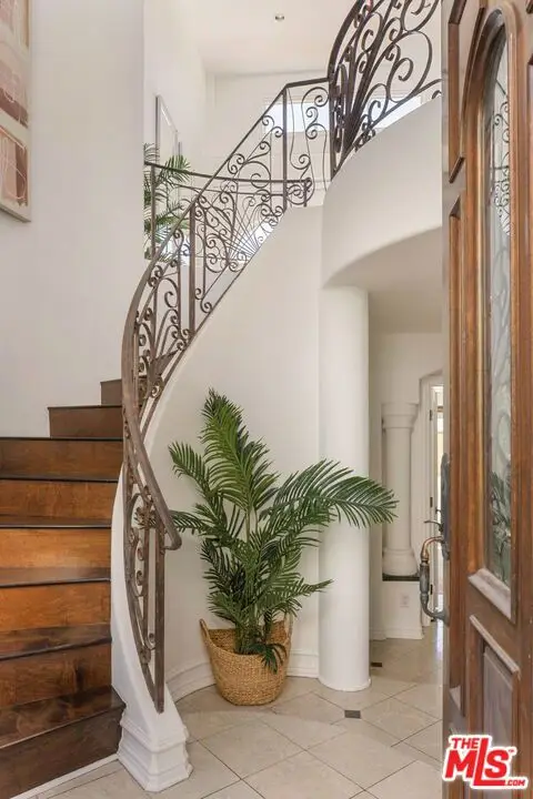 2922 Montana Avenue #B, Santa Monica, CA 90403 - #2