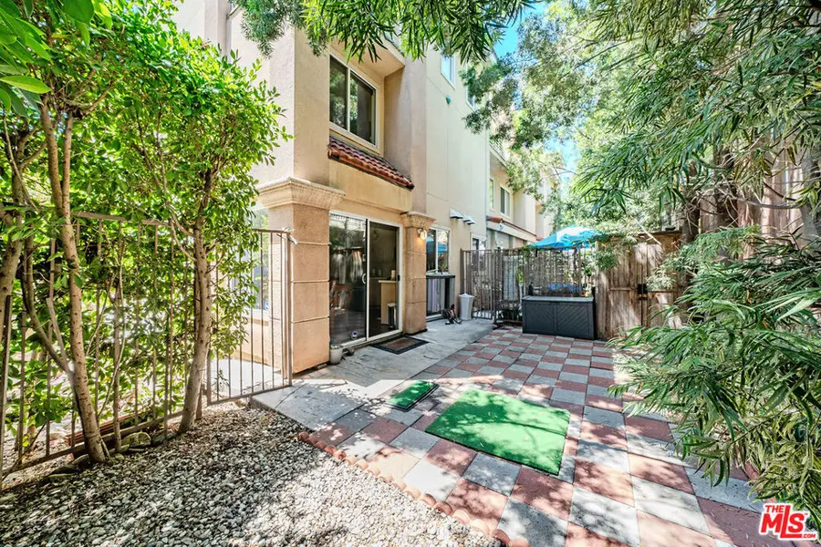 456 Shatto Place #18, Los Angeles, CA 90020 - #3