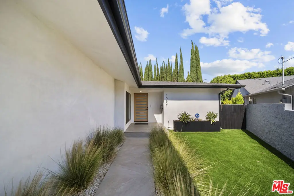 15431 Milbank Street, Encino, CA 91436 - #1