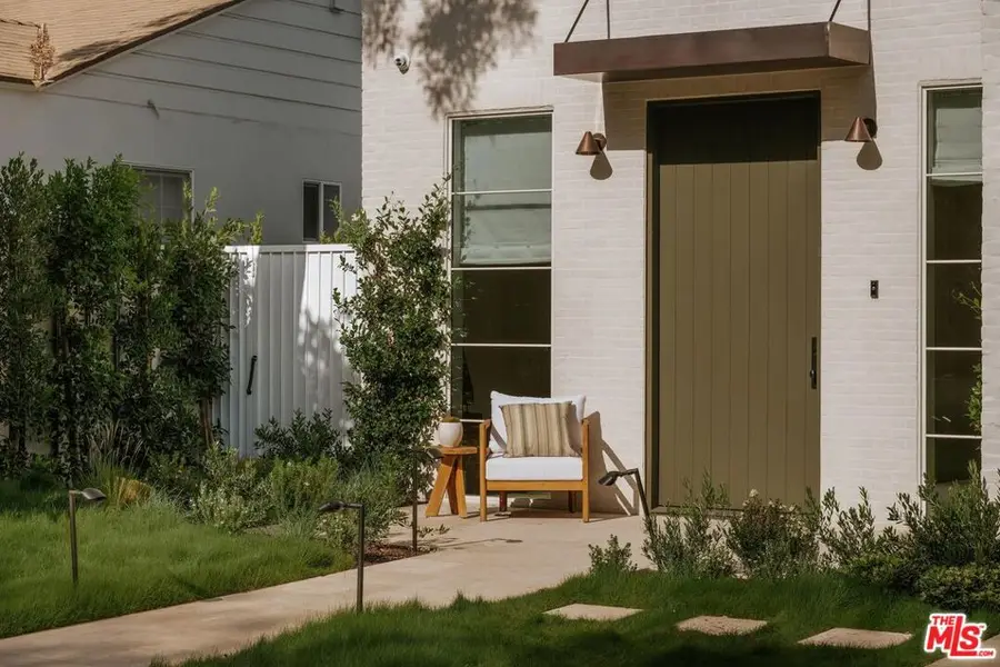 4534 Ethel Avenue, Studio City, CA 91604 - #2