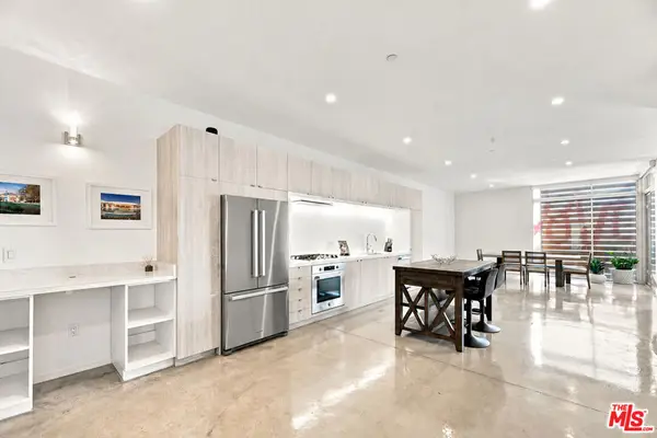 901 Hancock Avenue #201, West Hollywood, CA 90069
