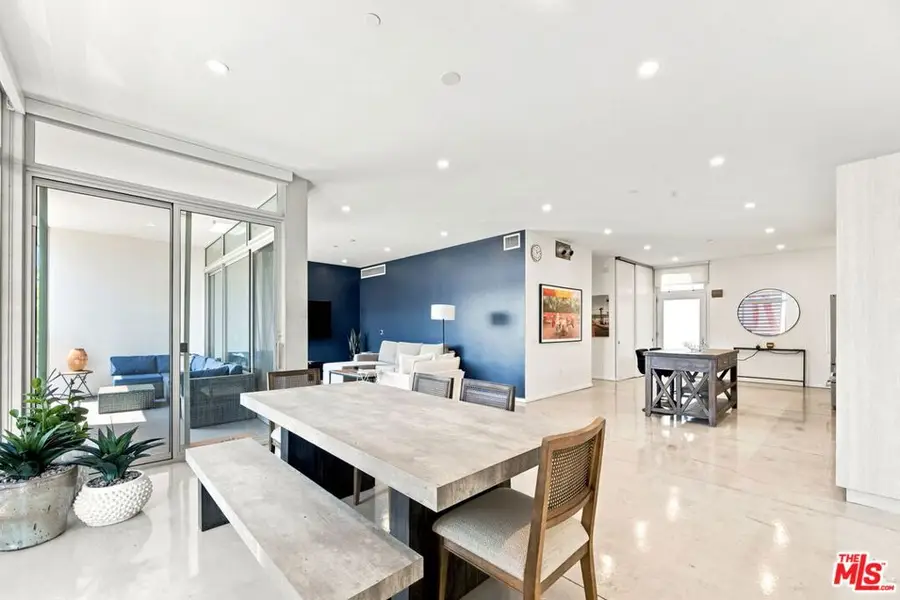901 Hancock Avenue #201, West Hollywood, CA 90069 - #2